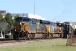 CSX 814 leads train M301-21 southbound